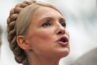 Тимошенко пообіцяла місцевій владі довший термін повноважень з 2011 року