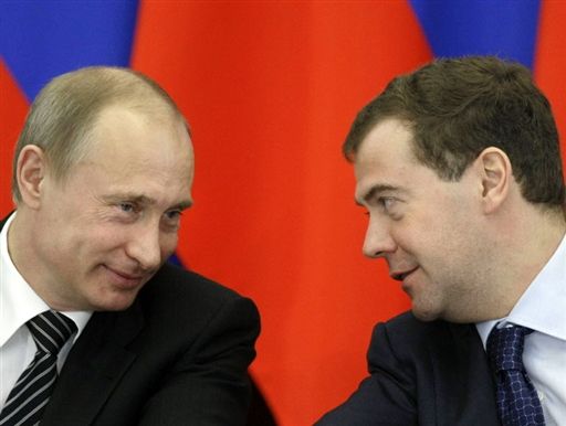 Мєдвєдєв та Путін