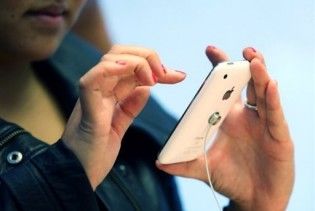 У рейтингу шкідливого випромінювання мобілок лідирує iPhone 3G