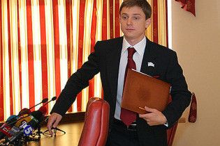 Довгий уже написав заяву про відставку