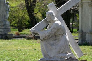 У Києві з'являться приватні кладовища