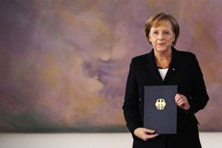 Меркель: більшість країн ЄС перевищили гранично допустимий дефіцит бюджету