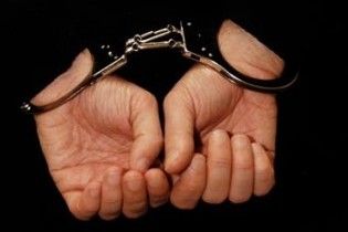 Викладач вузу ґвалтував 12-річного хрещеника, шантажуючи знятим відео