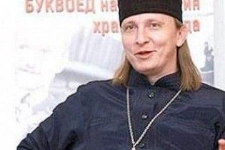 Після фільму "Цар" Іван Охлобистін просить зняти із нього сан