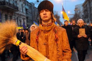Від Януковича вимагають повернути розділ про Голодомор на сайт президента