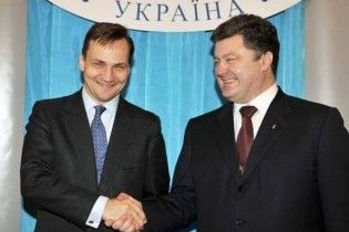 Порошенко планує, що ЄС скасує візи для українців до 2012 року