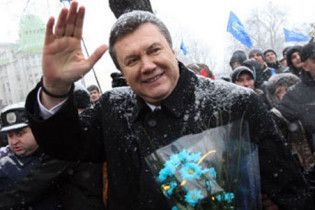 ПР скаржиться, що у церквах Львова агітують проти "донецького бандита"
