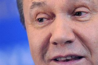 Янукович звинуватив Тимошенко в безграмотності
