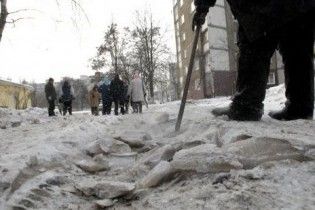 Киянка вимагає від Черновецького 250 тисяч гривень за перелом стегна