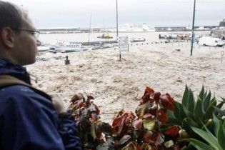 В Португалії оголошений траур по жертвах повені