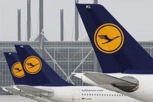 Lufthansa скасувала авіарейси в Україну