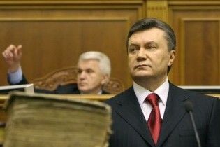 Янукович звільнить кожного п'ятого чиновника в обласних адміністраціях