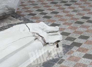 Крокодил бажань Будинок з химерами