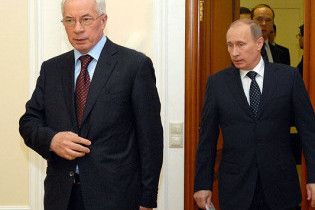 Азаров вже торгується з росіянами за українську трубу