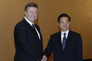 Що Янукович робитиме у Китаї (програма візиту)