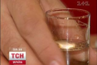 На Дніпропетровщині з’явилася послуга "товариш по чарці"