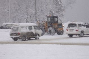 Іспанія потерпає від негоди. Людей просять уникати поїздок