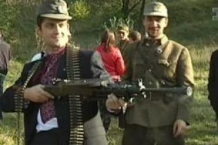 На вулицях Львова стоять пости УПА (відео, оновлено)