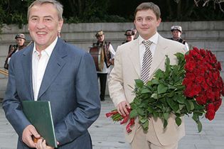 Черновецький дає мільйон доларів за наречену для Довгого