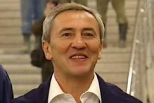 Черновецький та невідомі інвестори купили "Арсенал" за одну гривню