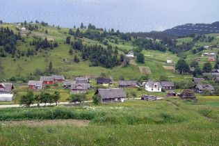 Попов пустить з молотка 18 земельних ділянок у Києві