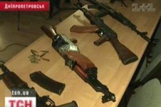 На Дніпропетровщині заарештували торговців зброєю