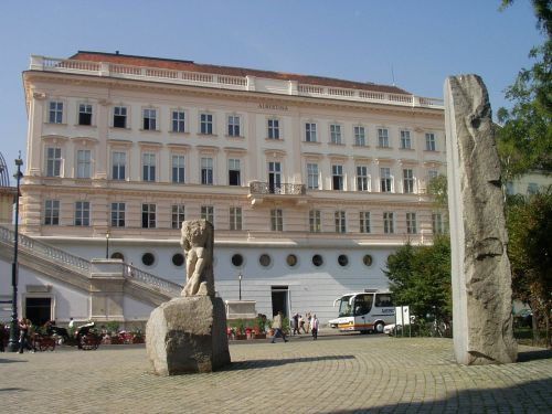 Albertina