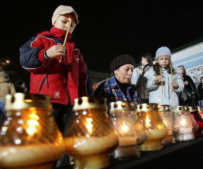 "Запали свічку!" (Фото: ukrmuseum.org.ua)
