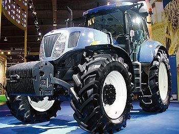 Тягач New Holland T7050 (Фото: www.atl.nu)
