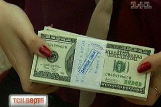 Близько 3% усіх доларів в Україні – фальшиві