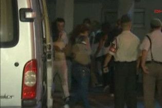 У Туреччині з "псевдореаліті-шоу" визволено дев'ять жінок
