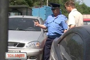 Приховати номерні знаки автомобіля від ДАІ - реально