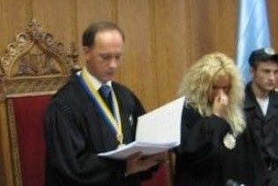 Суддя Окружного суду Києва заробив собі на літак