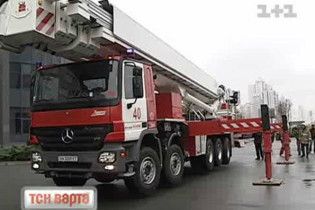 Пожежники не врятують мешканців хмарочосів та глухих сіл