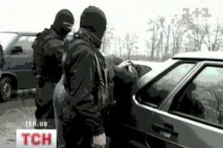 На Львівщині священик організував групу крадіїв автомобілів