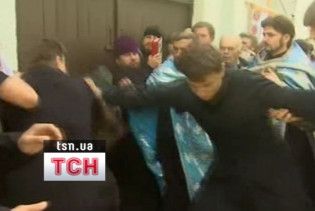 Київський і Московський патріархати посварилися через орієнтацію священика