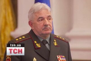 Ющенко представив військовим нового керівника Генштабу