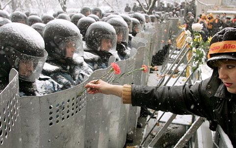 Помаранчева революція (Фото: msnbcmedia.msn.com)