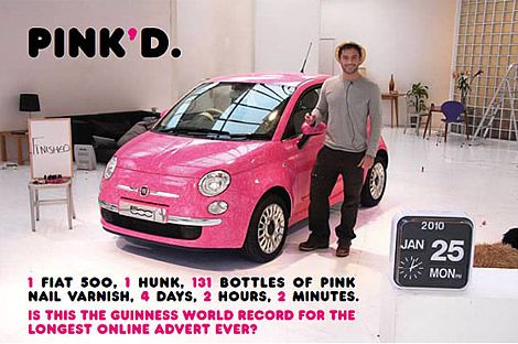 Фарбований Фіат Фото:pinkmyride.tv