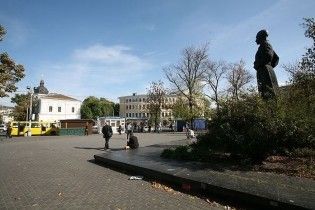 Попов побудує на Контрактовій площі скляний куб