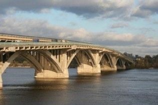 Міст Метро може обвалитися через три роки