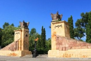 У Львові скоєно акт вандалізму на пам'ятнику радянським воїнам