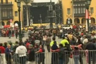 В Перу встановили фонтан з горілкою