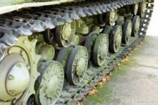 П'яний солдат двічі викрав танк з військової бази