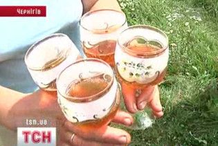 Чернігівський умілець винайшов шампанське з меду