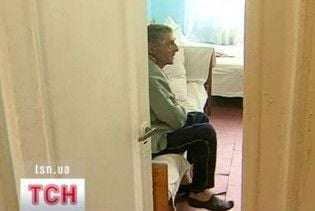 Справу пенсіонера, якого побила охорона банку, розслідуватиме прокуратура