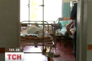 У Джанкої кількість госпіталізованих з отруєнням дітей зросла