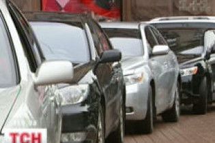 Лихачі сприяють зменшенню заторів на дорогах