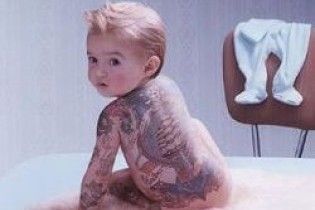 П’яний татусь виколов своєму трирічному синові татуювання