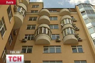 Оренда квартир у Києві продовжує дешевшати